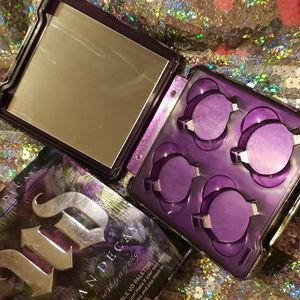 💜Urban Decay DISCONTINUED Beauty w/an Edge Customizable Pan NWT